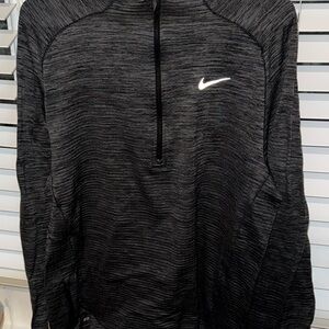 Nike Gray Dri-FIT Top Size L